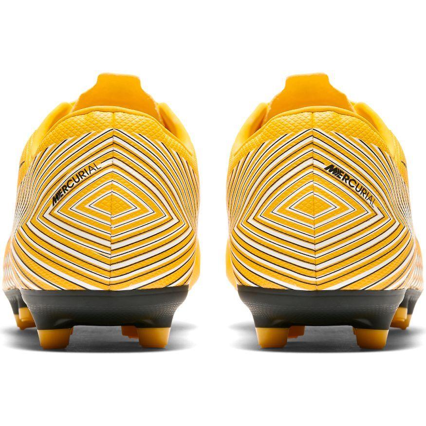 [Soccer Store,  Soccer Apparel and Footwear] - Xtreme Soccer