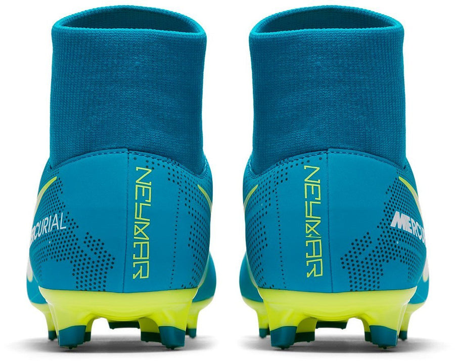 [Soccer Store,  Soccer Apparel and Footwear] - Xtreme Soccer