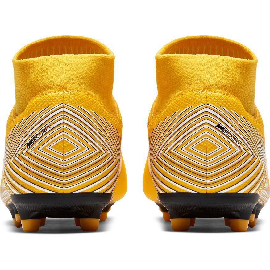 [Soccer Store,  Soccer Apparel and Footwear] - Xtreme Soccer
