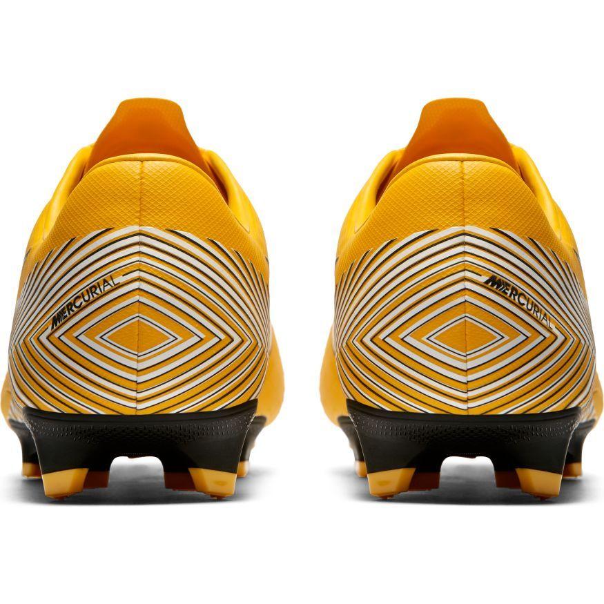 [Soccer Store,  Soccer Apparel and Footwear] - Xtreme Soccer
