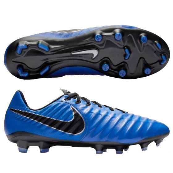[Soccer Store,  Soccer Apparel and Footwear] - Xtreme Soccer