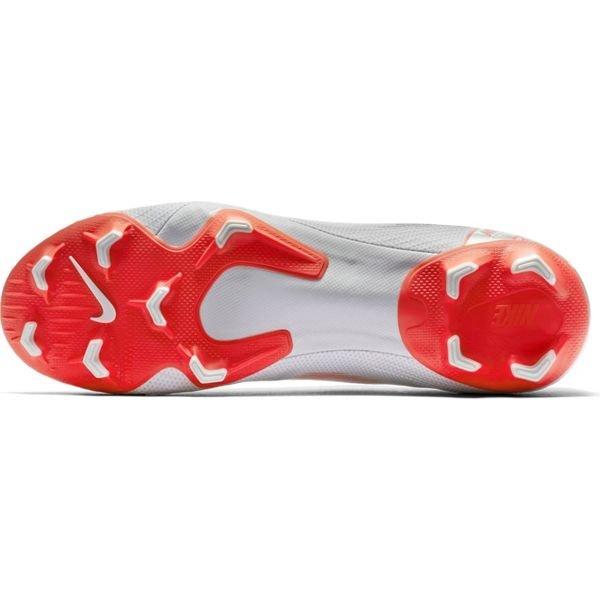 [Soccer Store,  Soccer Apparel and Footwear] - Xtreme Soccer
