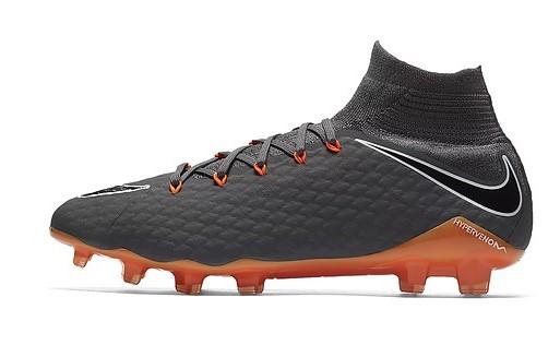 [Soccer Store,  Soccer Apparel and Footwear] - Xtreme Soccer