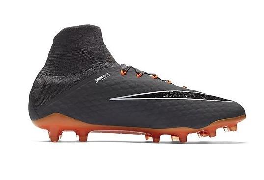 [Soccer Store,  Soccer Apparel and Footwear] - Xtreme Soccer