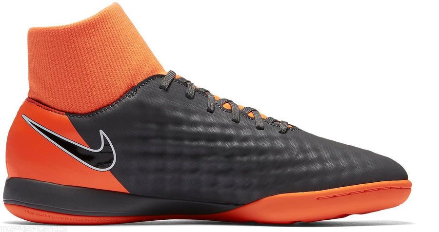 [Soccer Store,  Soccer Apparel and Footwear] - Xtreme Soccer