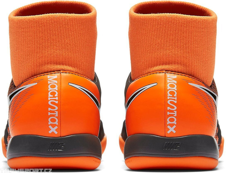 [Soccer Store,  Soccer Apparel and Footwear] - Xtreme Soccer